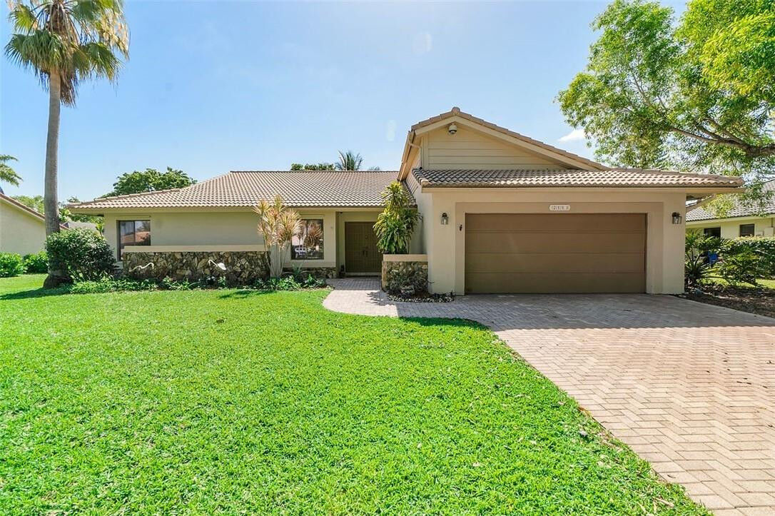 Property Photo:  2111 NW 111th Terrace  FL 33071 