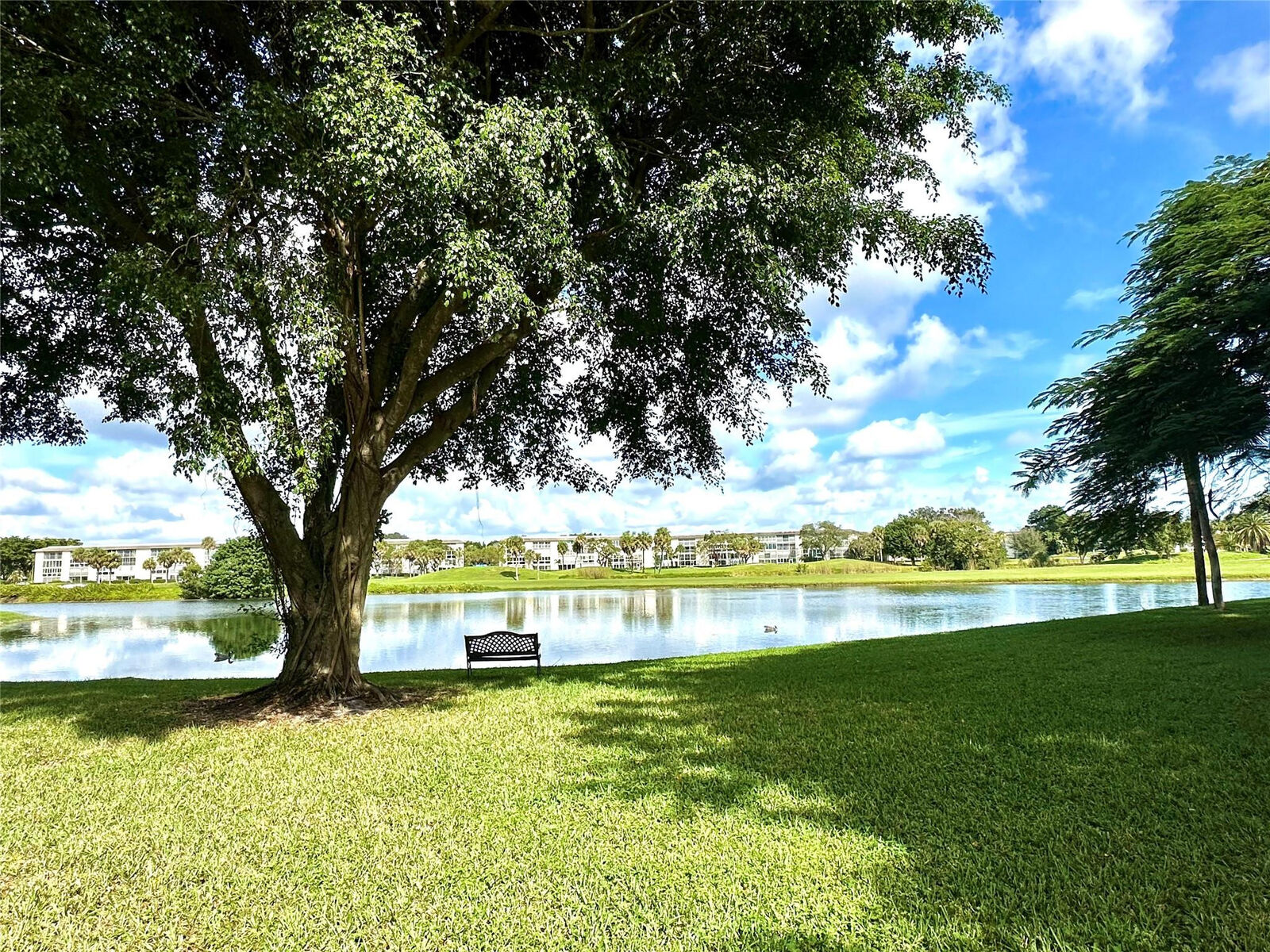 Property Photo:  2904 Victoria Place E2  FL 33066 