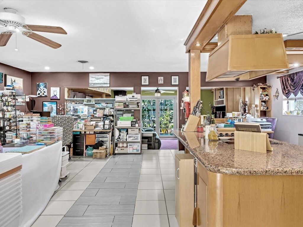 Property Photo: 2109 NE 62nd Street FL 33308