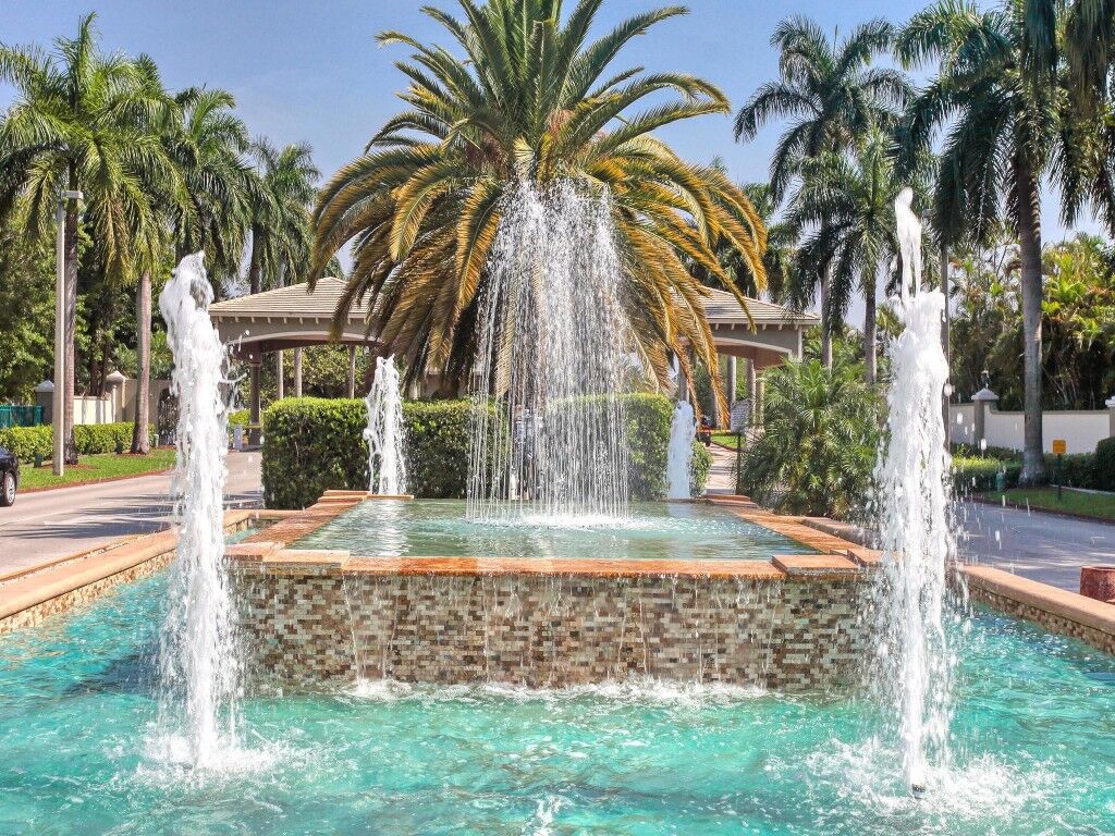 Property Photo: 1901 Bermuda Circle B3 FL 33066