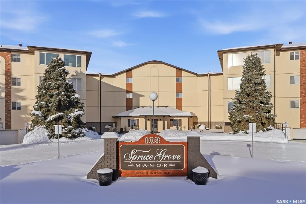 Property Photo:  103 Keevil Crescent 111  SK S7N 4L9 