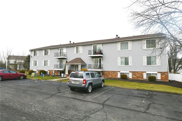 Property Photo:  1642 Jefferson Ridge Drive  PA 15025 