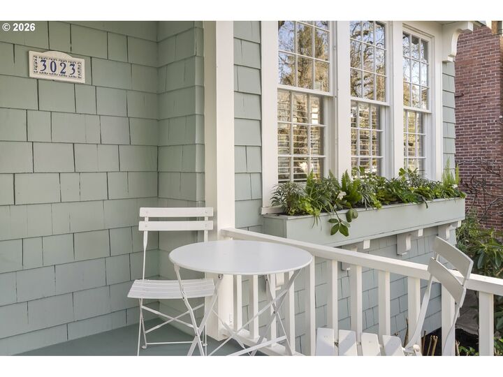 Property Photo:  3023 NE 18th Ave  OR 97212 