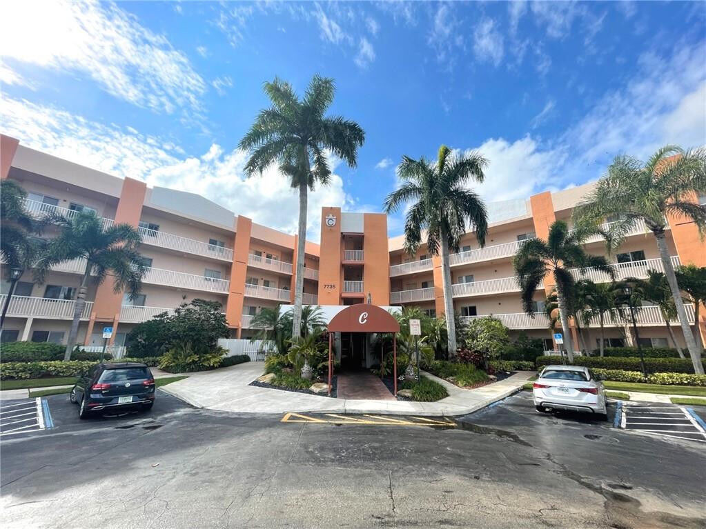 Property Photo:  7735 Yardley Drive 209  FL 33321 