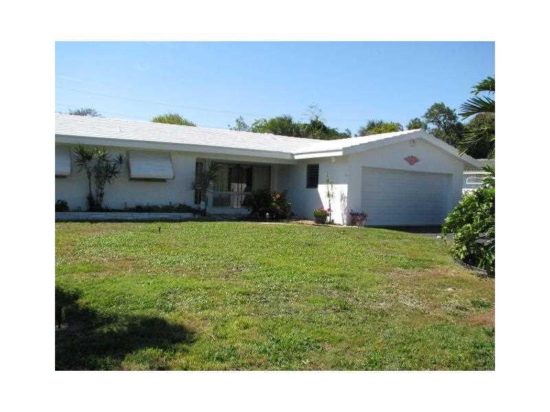 Property Photo:  4421 NE 18th Avenue  FL 33334 