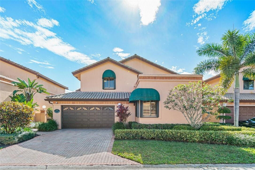 Property Photo: 6491 Via Rosa FL 33433