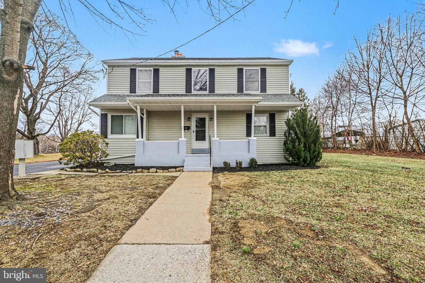 Property Photo: 221 N Duke Street PA 17036