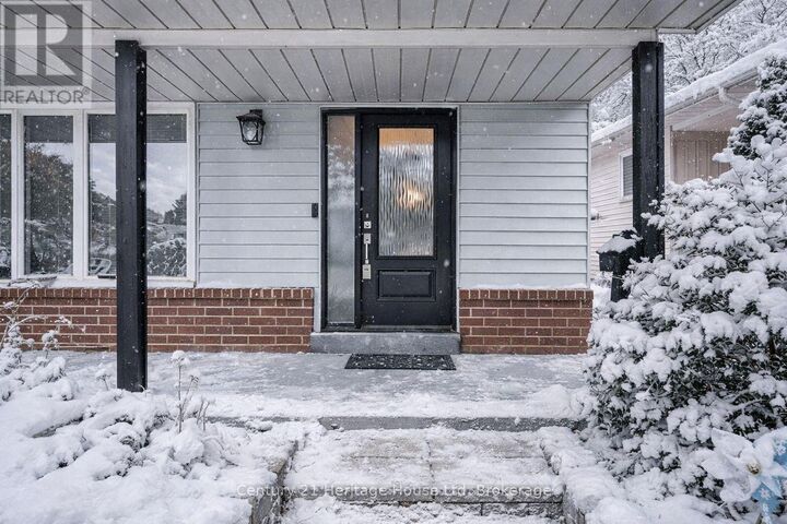 Property Photo:  378 West Acres Drive  ON N1H 7A8 