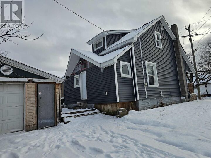 Property Photo:  78 Bloor St  ON P6C 1H5 