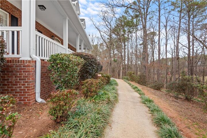 Property Photo:  414 Parker Branch Road  GA 30204 