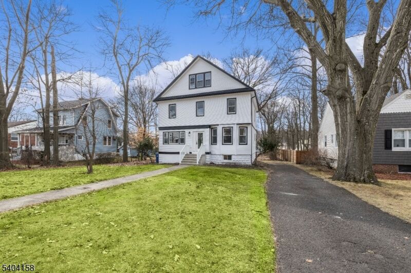 Property Photo:  384 W Palisade Ave  NJ 07631 
