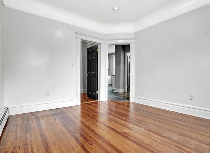 Property Photo:  49 Tichenor Terrace 2  NJ 07111 