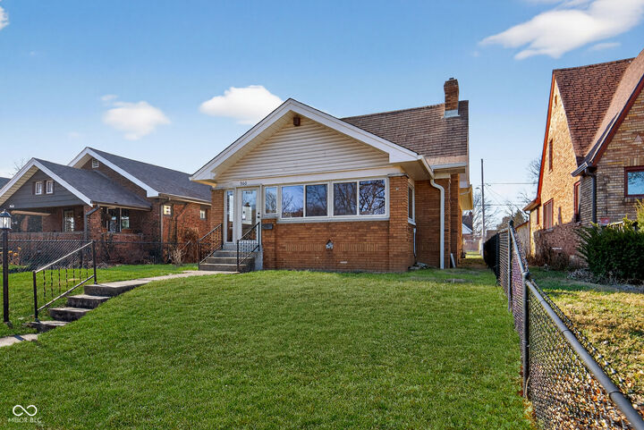 Property Photo: 960 N Audubon Road IN 46219