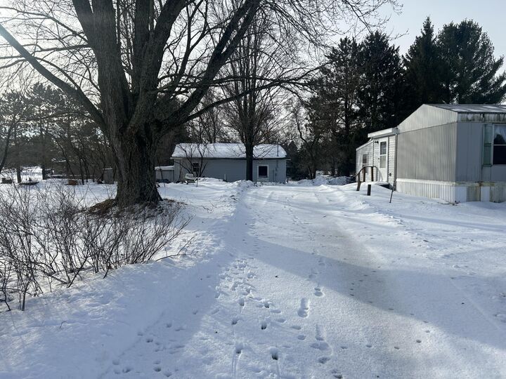 Property Photo:  914 Chase Street  MI 49656 