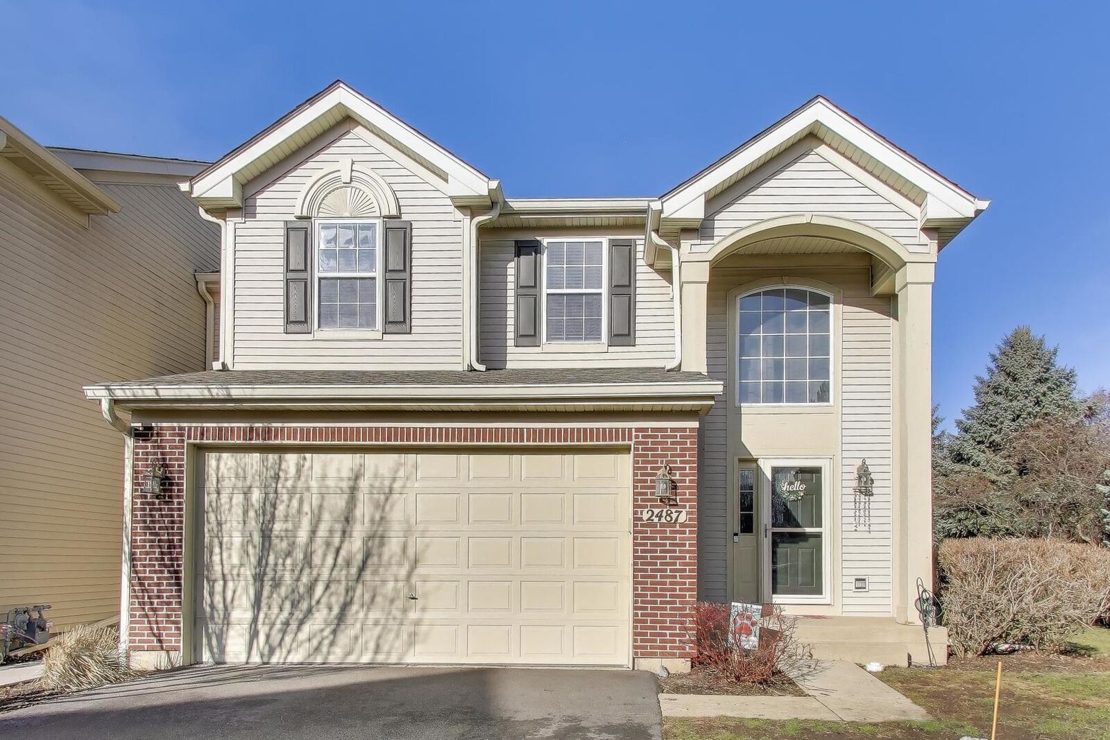 Property Photo:  2487 Stonegate Road  IL 60102 