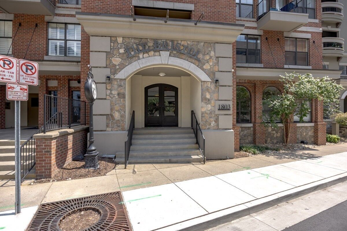 Property Photo:  1803 Broadway 611  TN 37203 