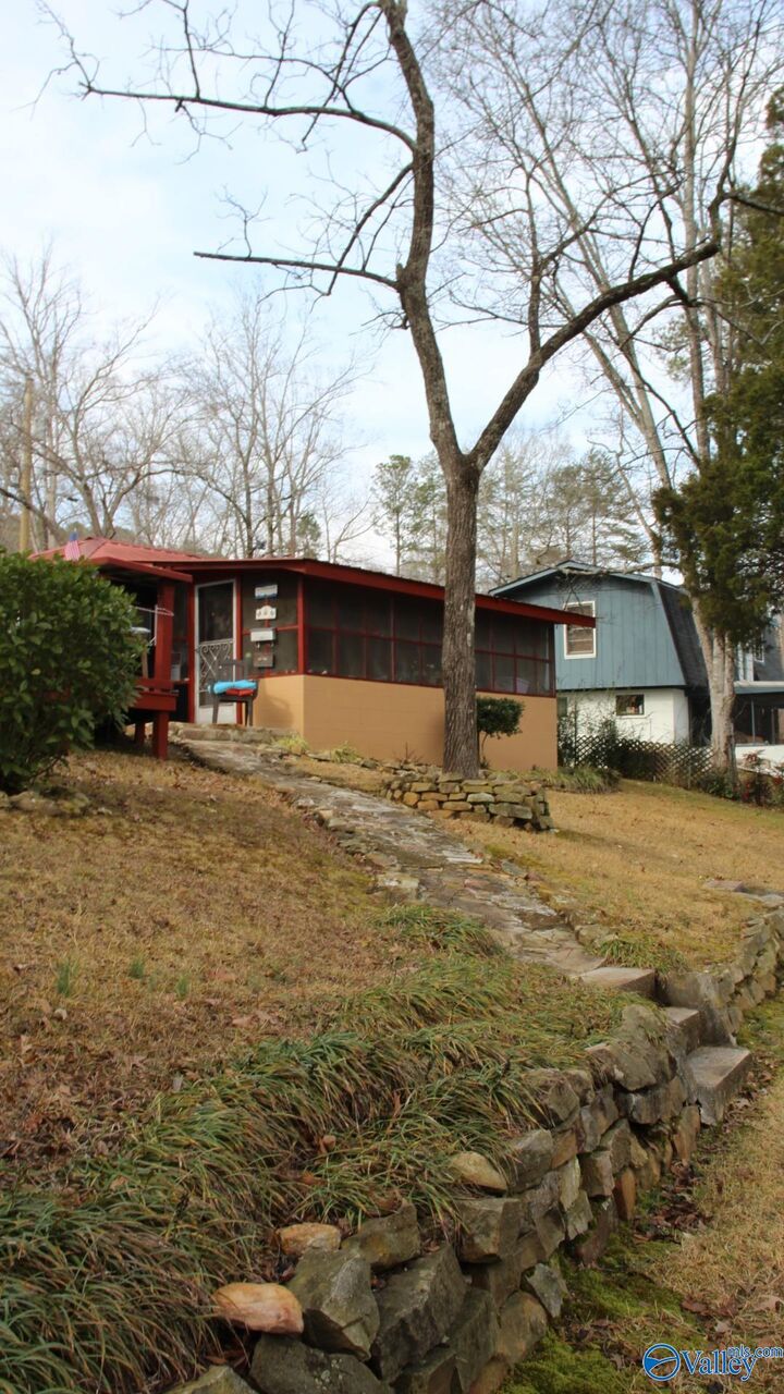 Property Photo: 910 County Road 349 AL 35983