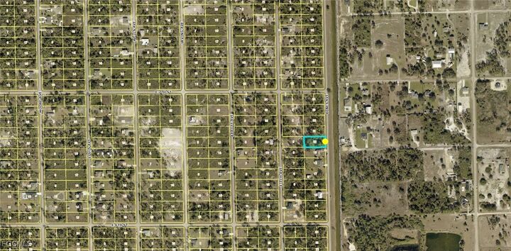 Property Photo:  615 Hines Avenue  FL 33972 