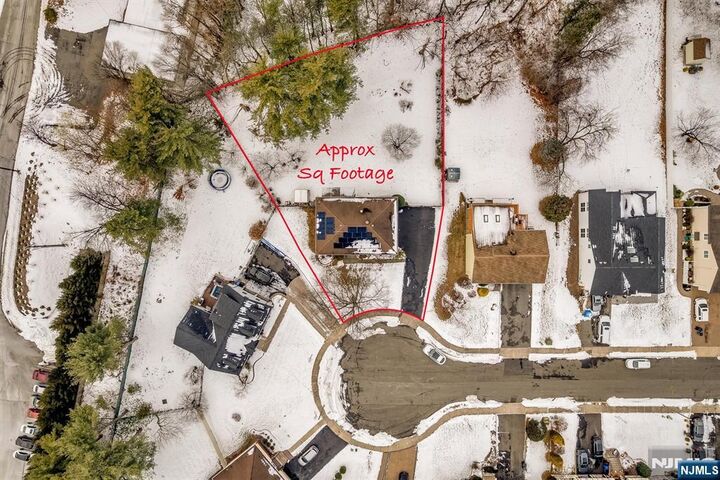 Property Photo:  779 Decker Place  NJ 07652 