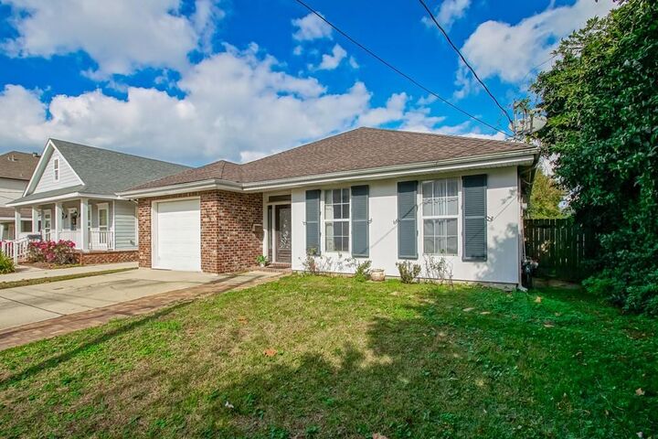 Property Photo: 1837 Fig Street LA 70001