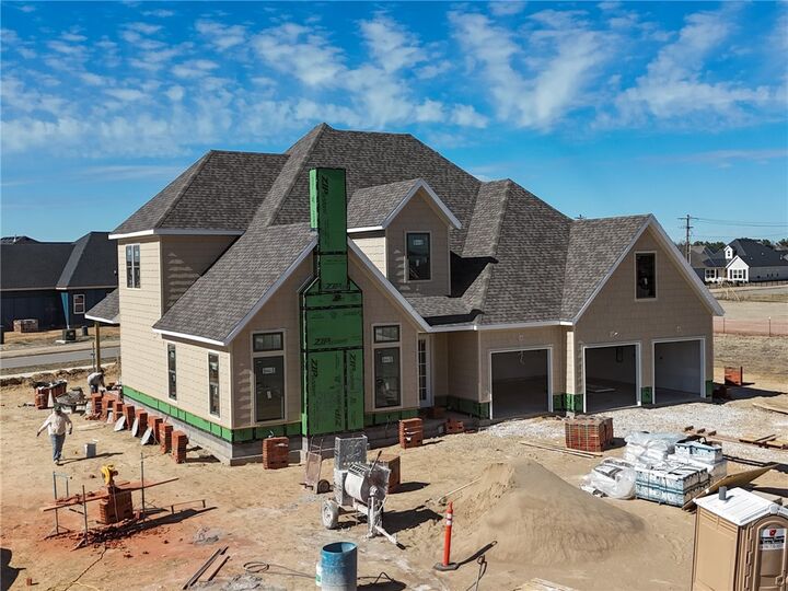 Property Photo:  3122 Courtyard Street  AR 72762 