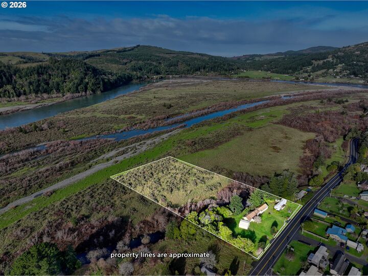 Property Photo: 95707 Jerrys Flat Rd OR 97444