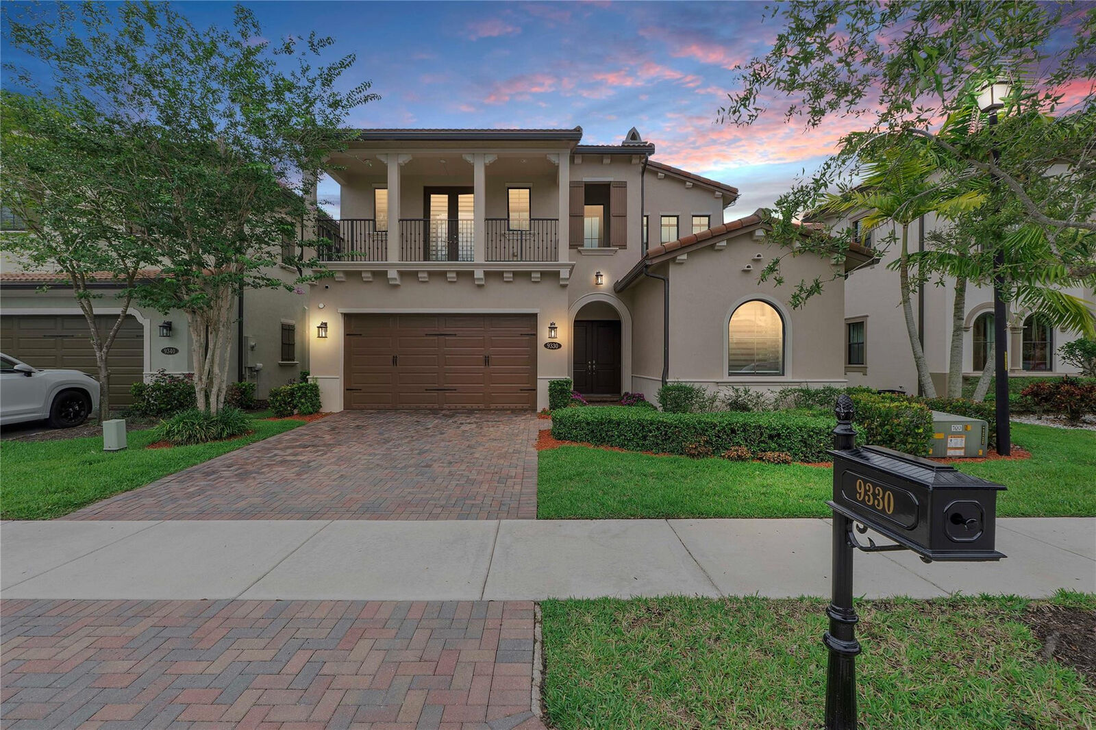 Property Photo: 9330 Meridian Drive FL 33076