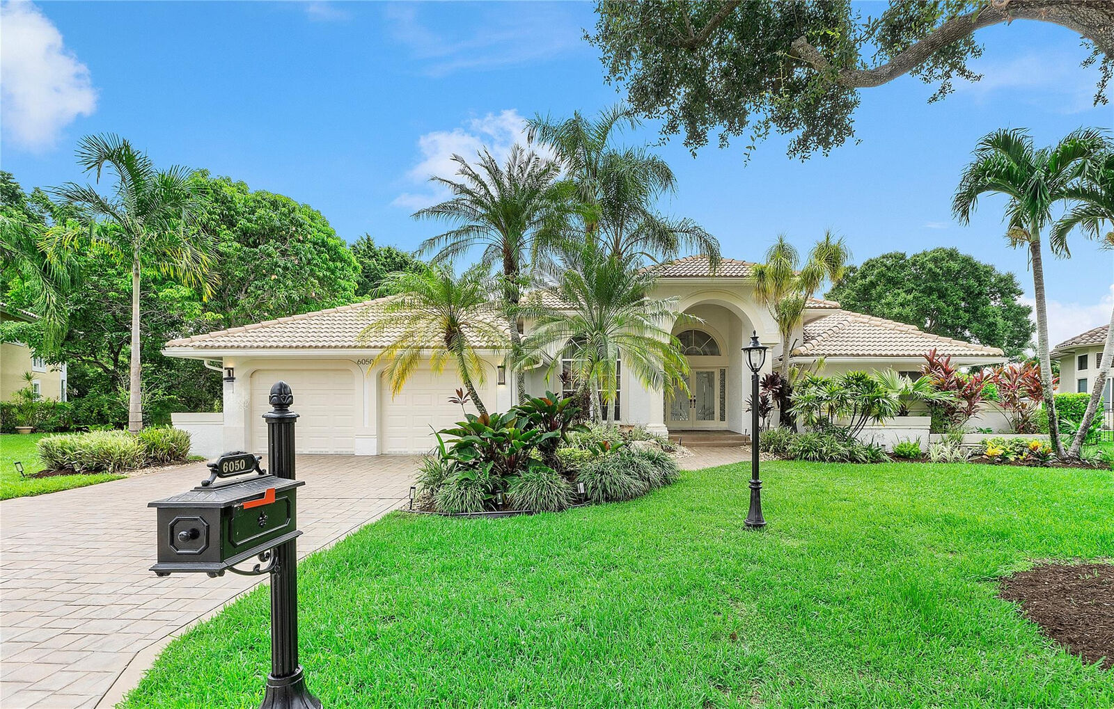 Property Photo:  6050 NW 96th Drive  FL 33076 