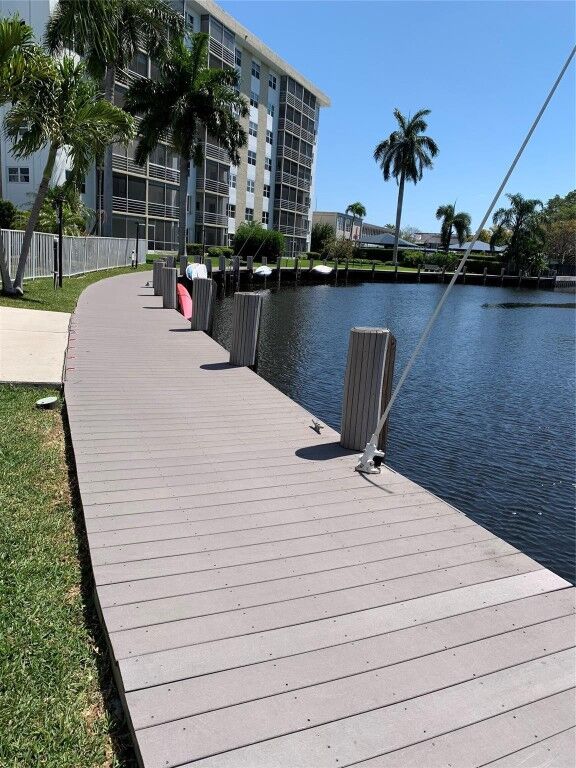 Property Photo:  3040 NE 16th Avenue 107  FL 33334 