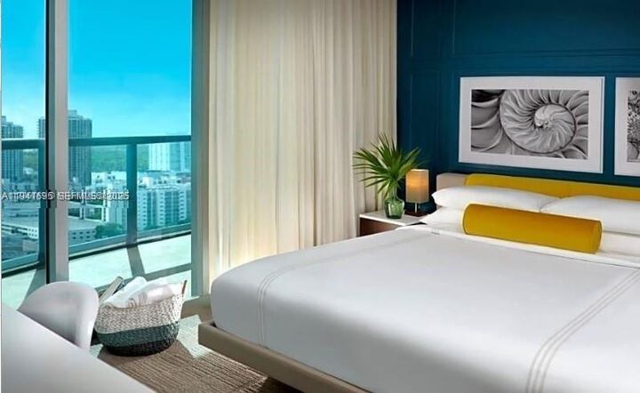 Property Photo: 17315 Collins Ave 1206 FL 33160