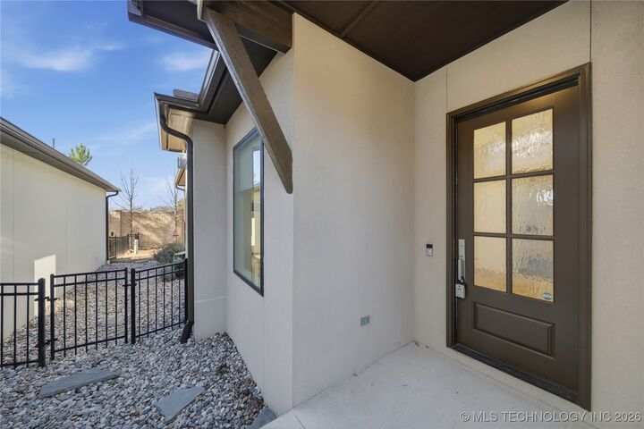 Property Photo:  1228 W 85th Court S  OK 74132 