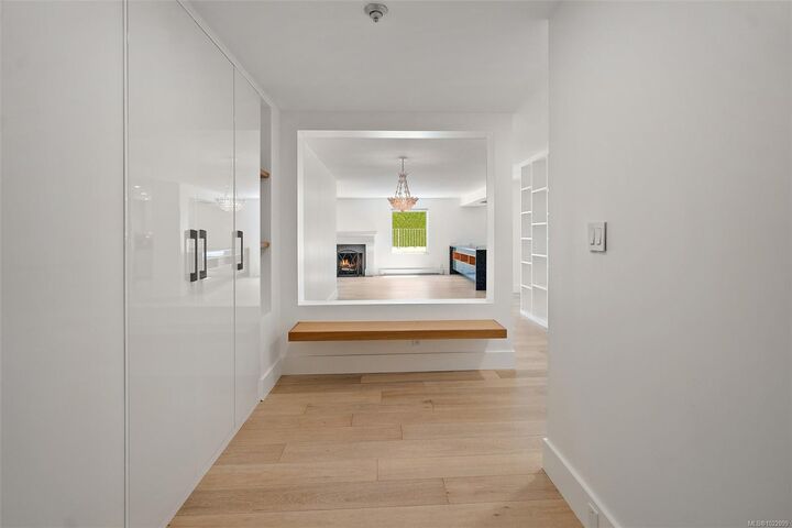 Property Photo:  1370 Beach Dr 109  BC V8S 2N6 