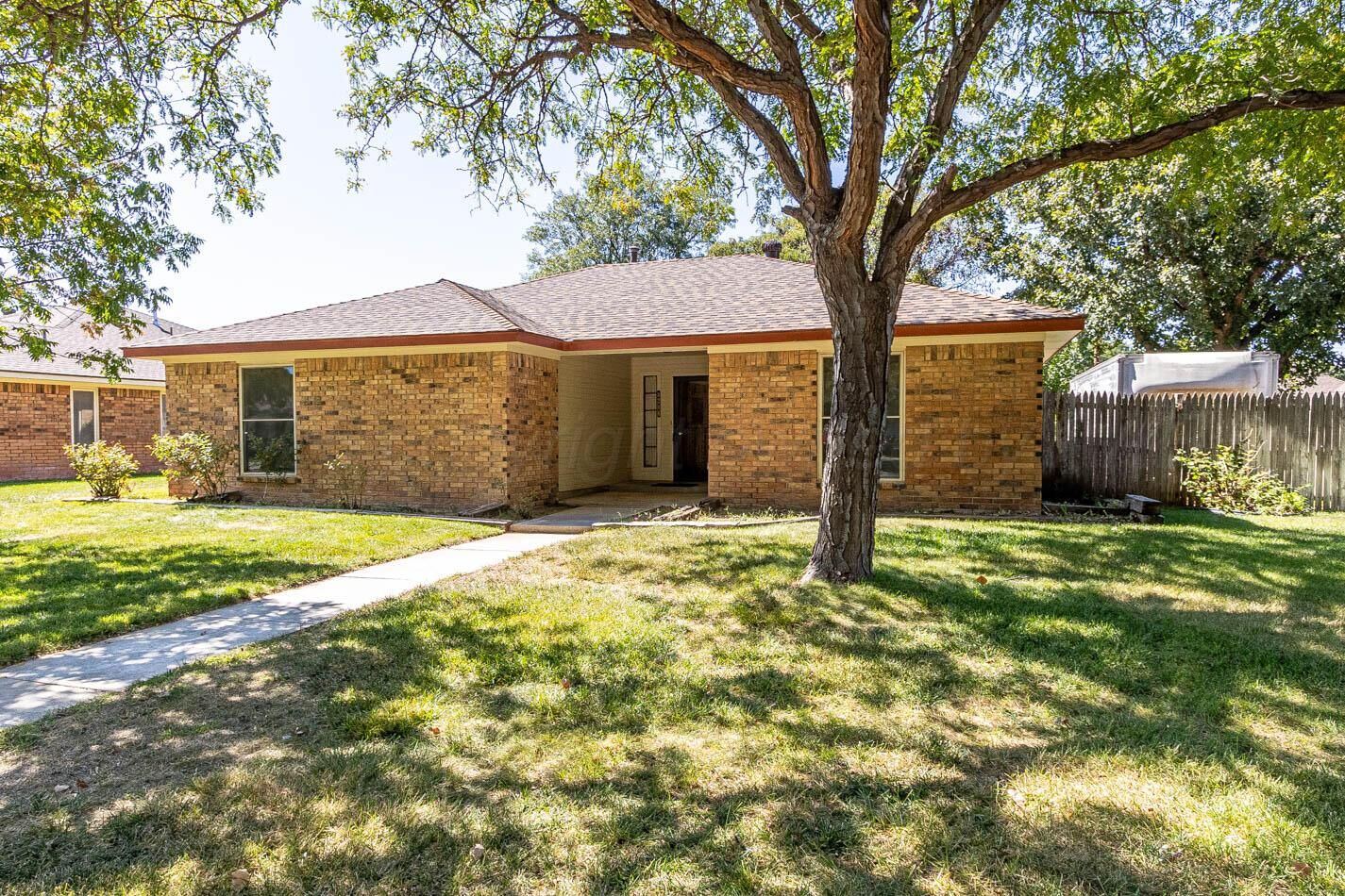 Property Photo:  8306 Olympia Drive  TX 79110-4638 