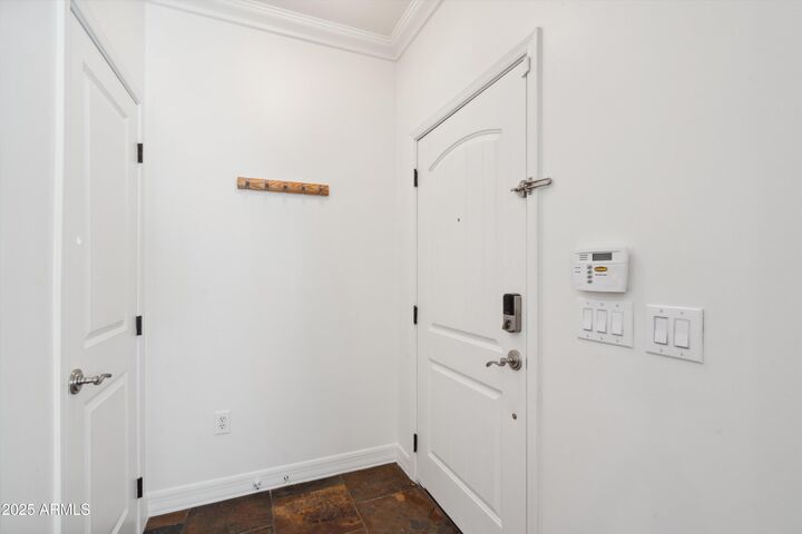 Property Photo: 10757 N 74th Street 1016 AZ 85260