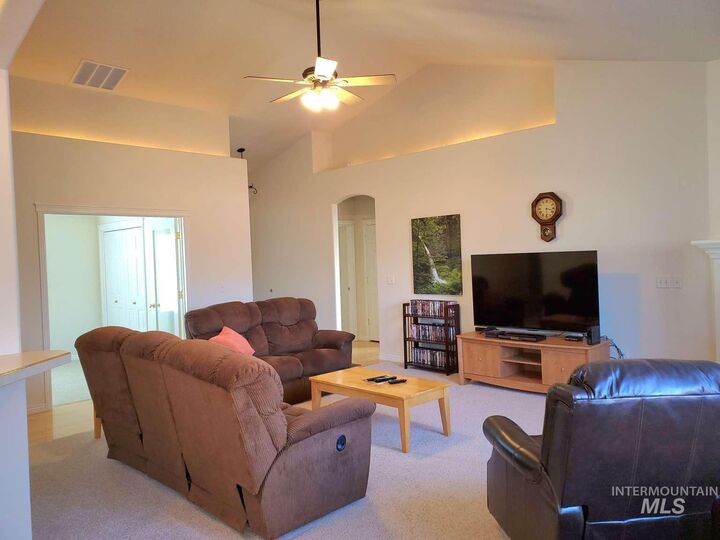 Property Photo:  1100 E Wright St  ID 83706 