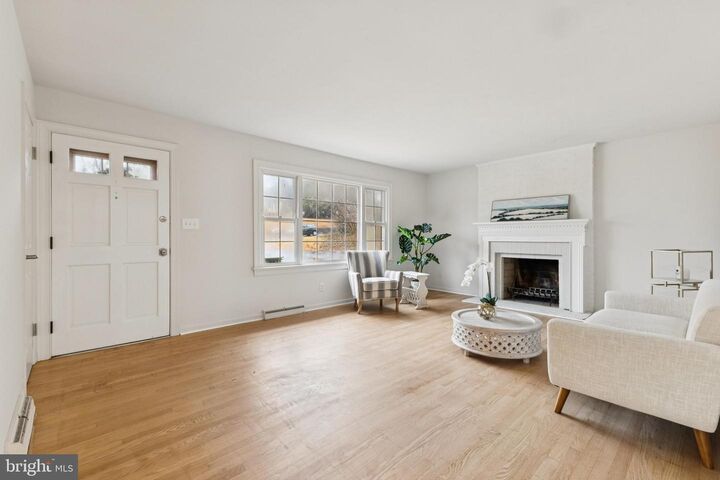 Property Photo:  28 Ridgemore Circle  VA 22405 