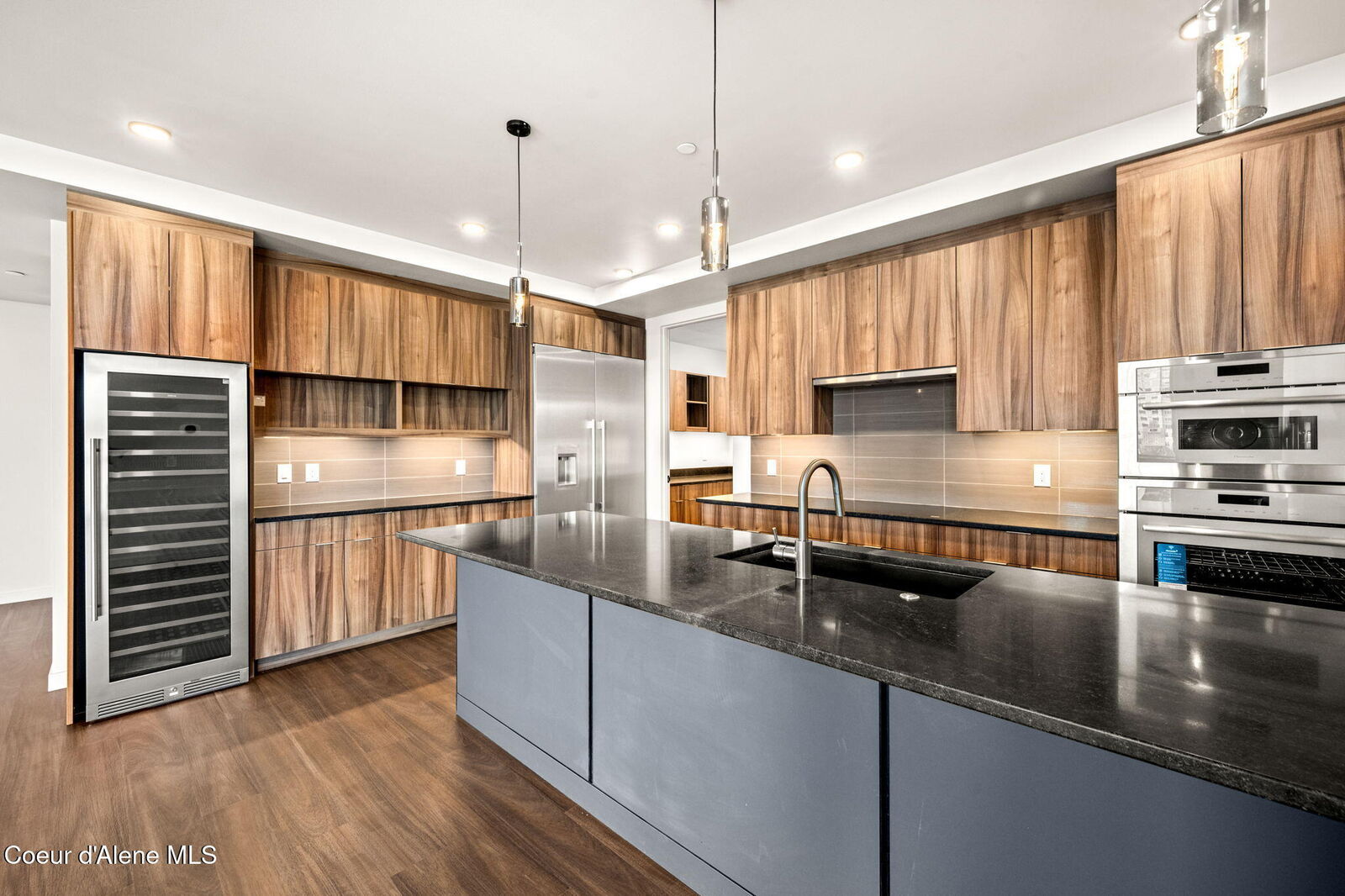 Property Photo:  116 S 3rd St 605  ID 83814 