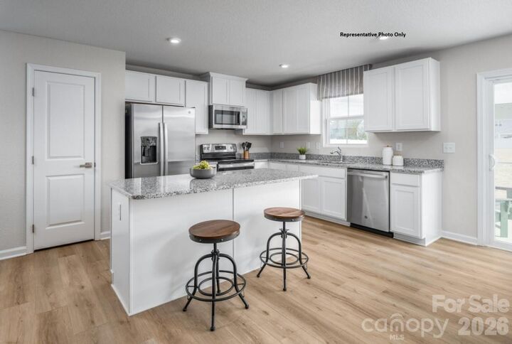 Property Photo:  205 Iris Court 1434  SC 29728 