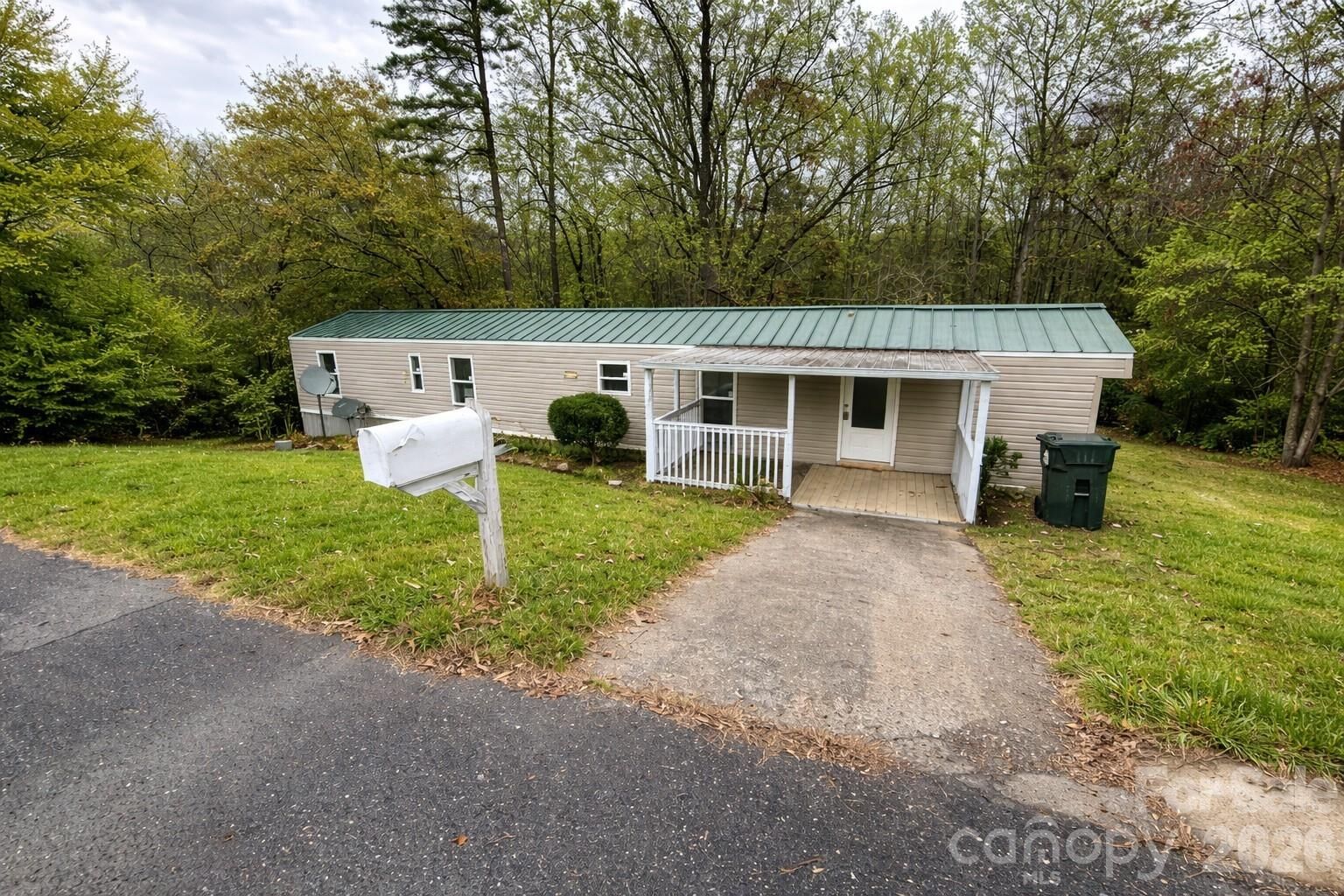 Property Photo:  111 Cloverleaf Drive  SC 29710 