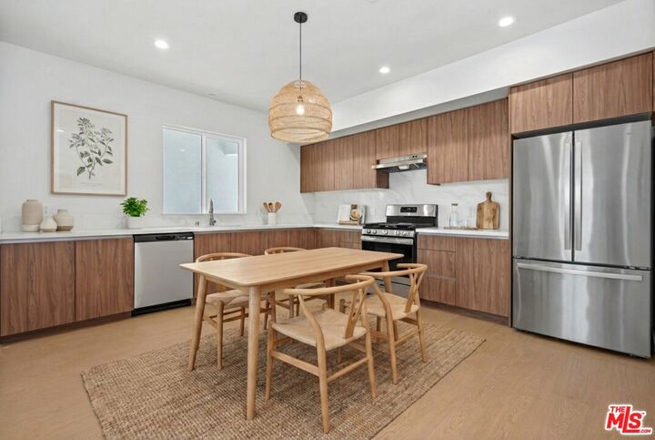 Property Photo:  1717 Winona Blvd  CA 90027 