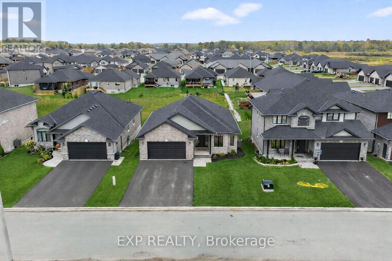 Property Photo:  6 Vaughn Court  ON K8N 0R7 