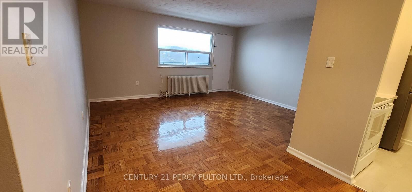 Property Photo:  1305 Wilson Avenue South 304  ON M3M 1J4 