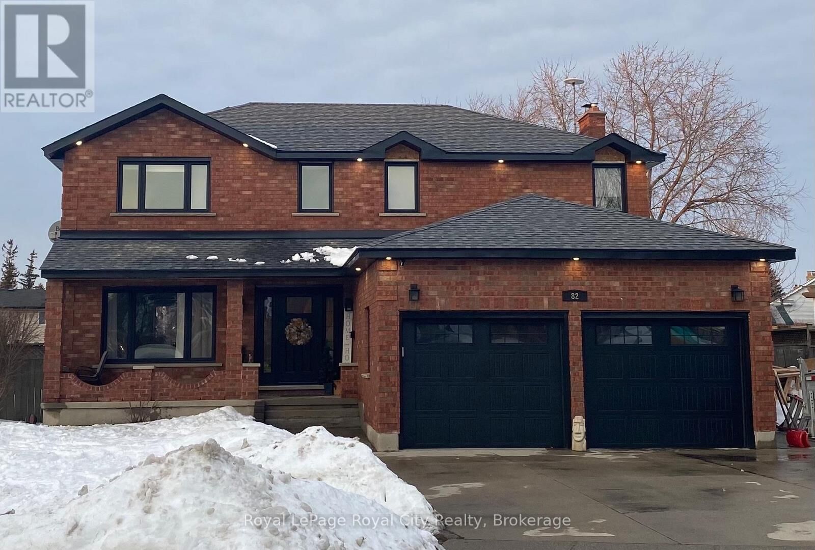 Property Photo: 82 Gunn Avenue ON N3C 3J7