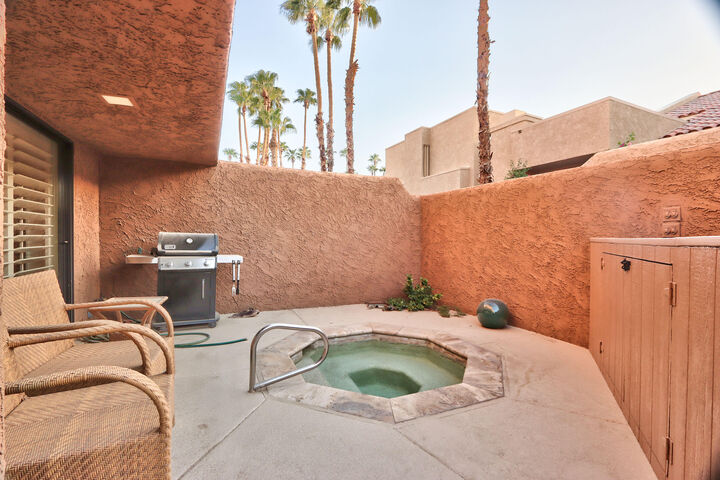 Property Photo: 73447 Foxtail Lane CA 92260