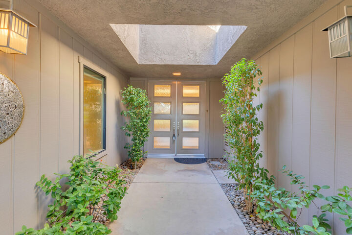 Property Photo:  10 Colgate Drive  CA 92270 