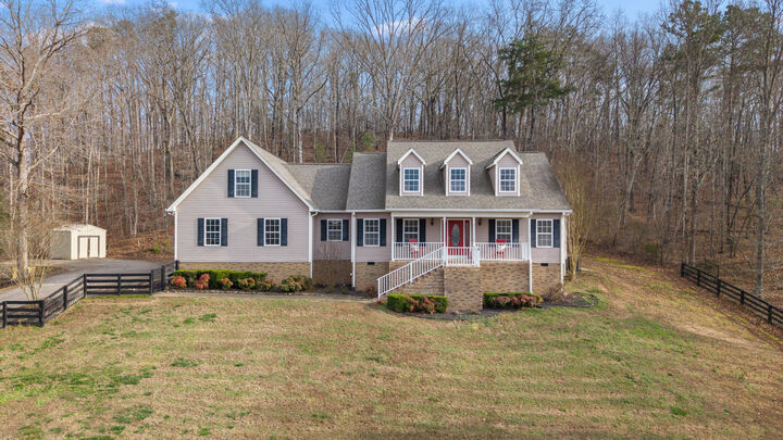 Property Photo:  940 Van Davis Road NW  TN 37336 