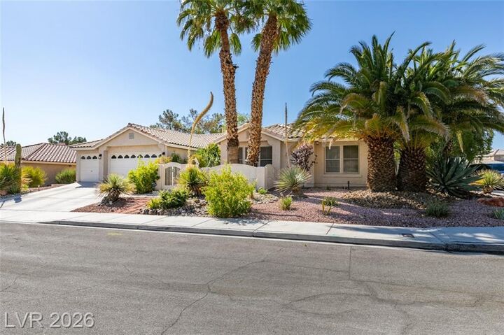 Property Photo:  7813 Waterfalls Avenue  NV 89128 