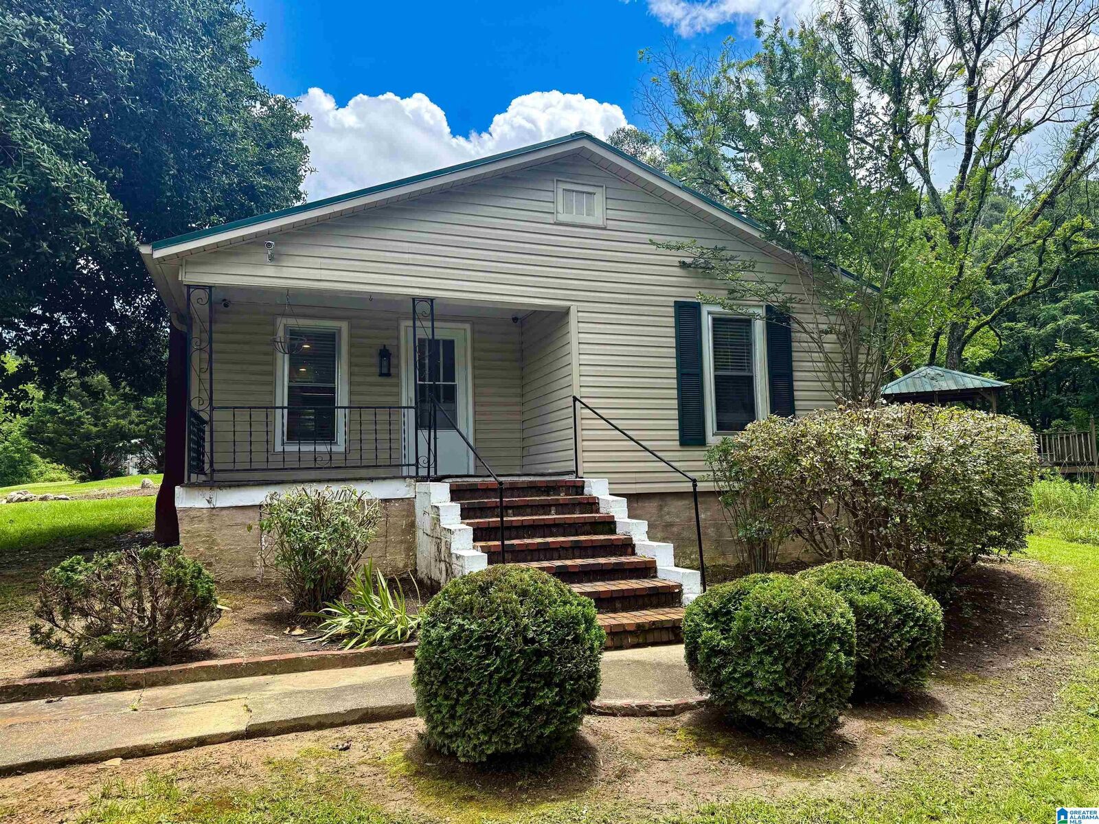 Property Photo:  9063 Bush Avenue  AL 35094 