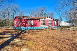 Property Photo:  212 Chris Brent Drive  TX 77351 