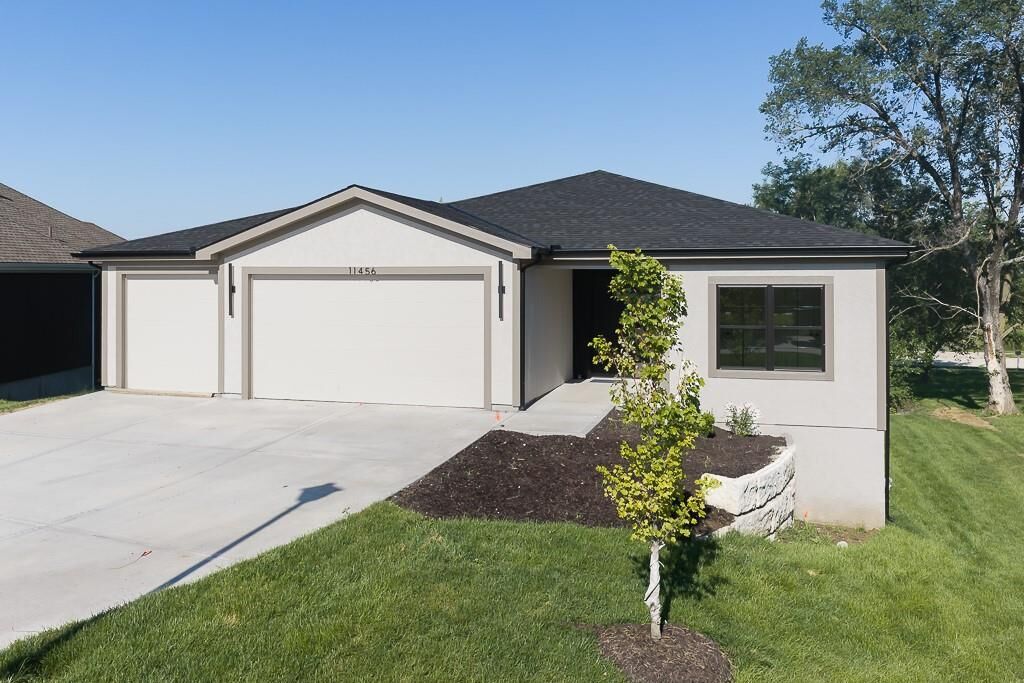 Property Photo: 11456 Yecker Avenue KS 66109